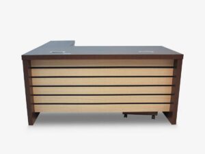 YF029 EXECUTIVE OFFICE TABLE 1.6M